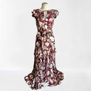 Alice + Olivia Jenny Flutter-Sleeve Ruffle Maxi Dress in Hazy Floral Wine Size 6